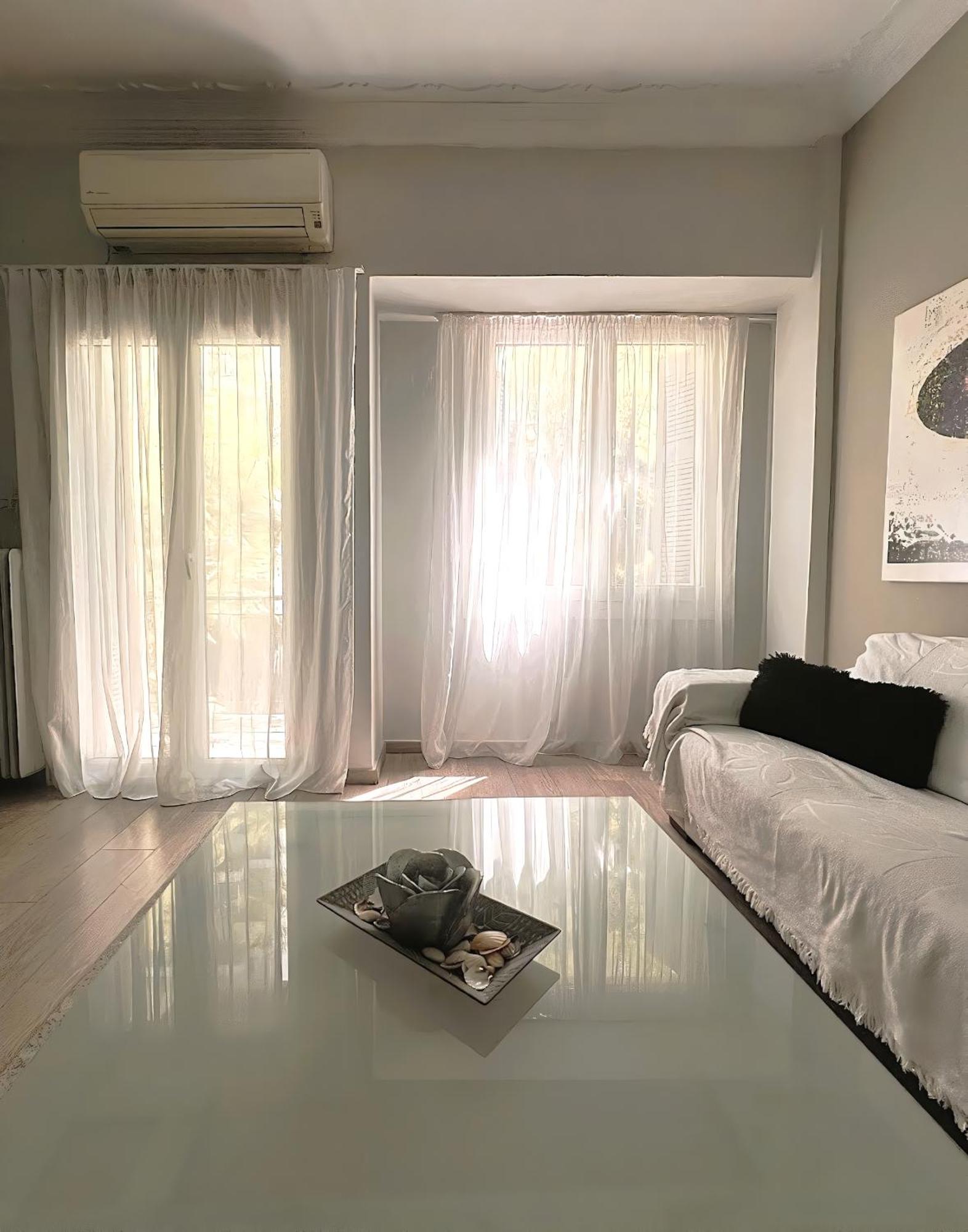 2 Bedrooms Center Apart Pátra Kültér fotó